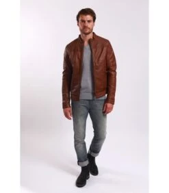 LE TEMPS DES CERISES Echt Lederen Jas Met Ronde Hals -NERF Winkel e018678171d04d2f99ddadce306edabf